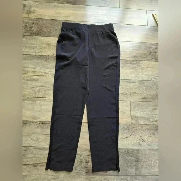 COPY - REEBOK  BLACK WOMENS SMALL LIGHT PANTS - Picture 3 of 12
